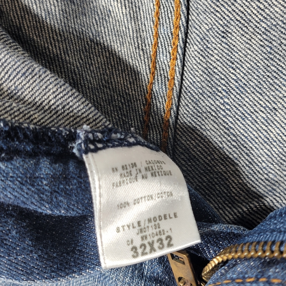 Vintage Guess Men's Size 32x32  - Picture 8 of 11